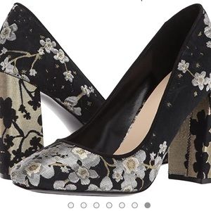 Nine West Black & Gold Heels